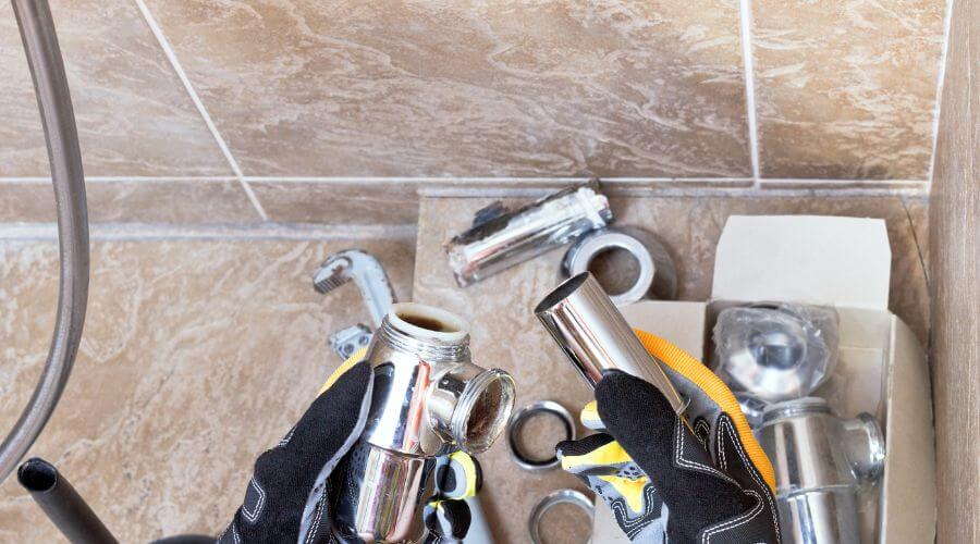 Professional gutter cleaning in Suisun City, CA
